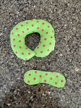 Green Polka Dot 18" Doll Size Travel Neck Pillow & Eye Mask Set